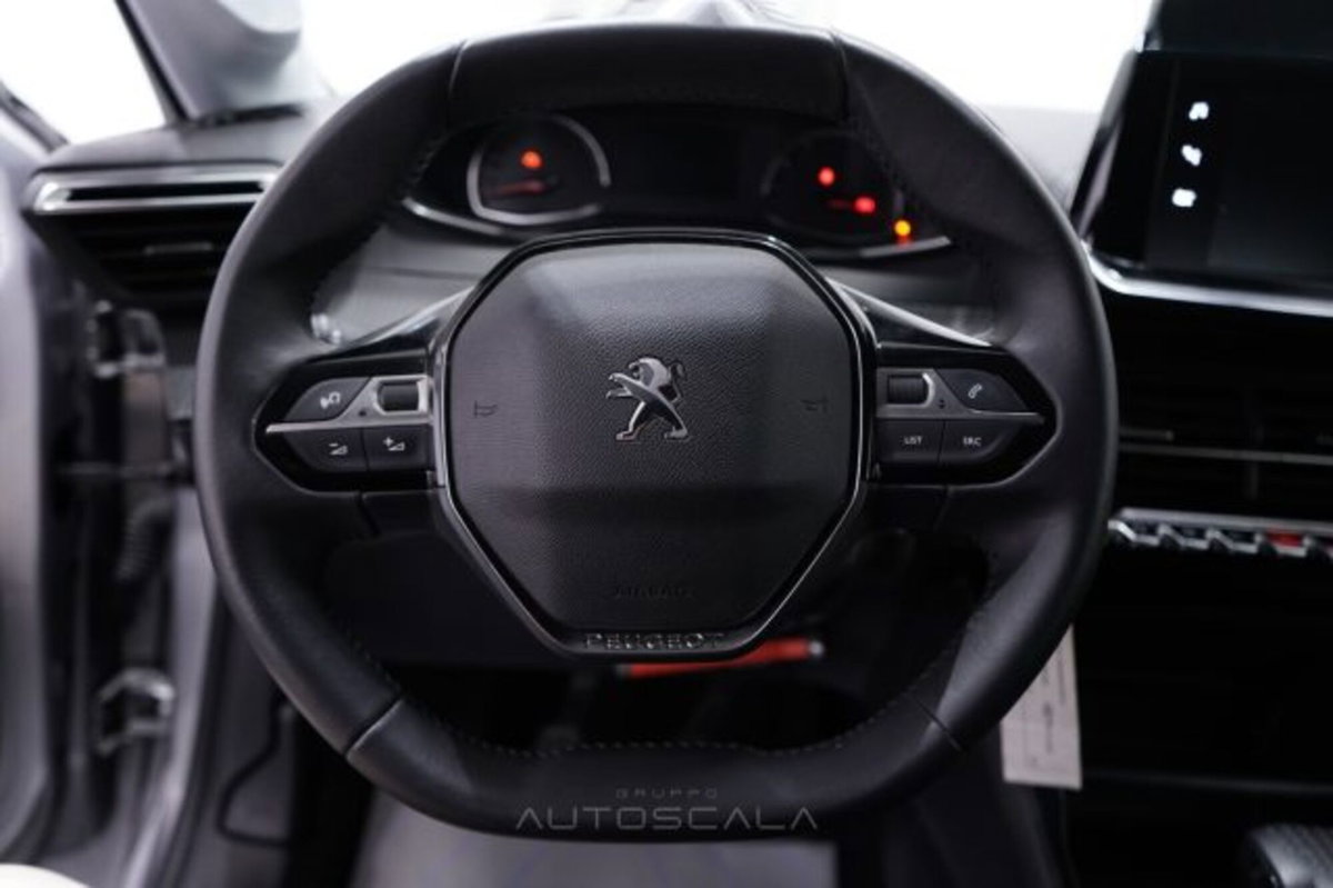 Peugeot 208 1.2 puretech Active s&s 75cv (12)