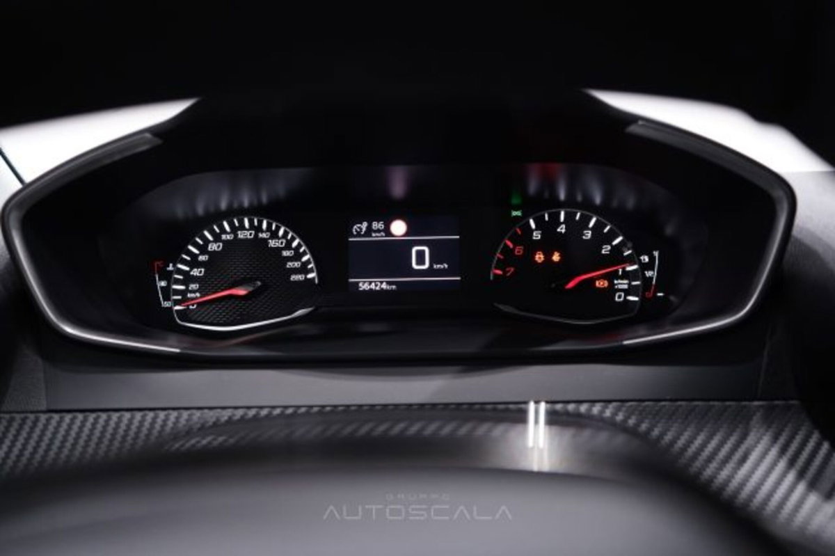 Peugeot 208 1.2 puretech Active s&s 75cv (13)