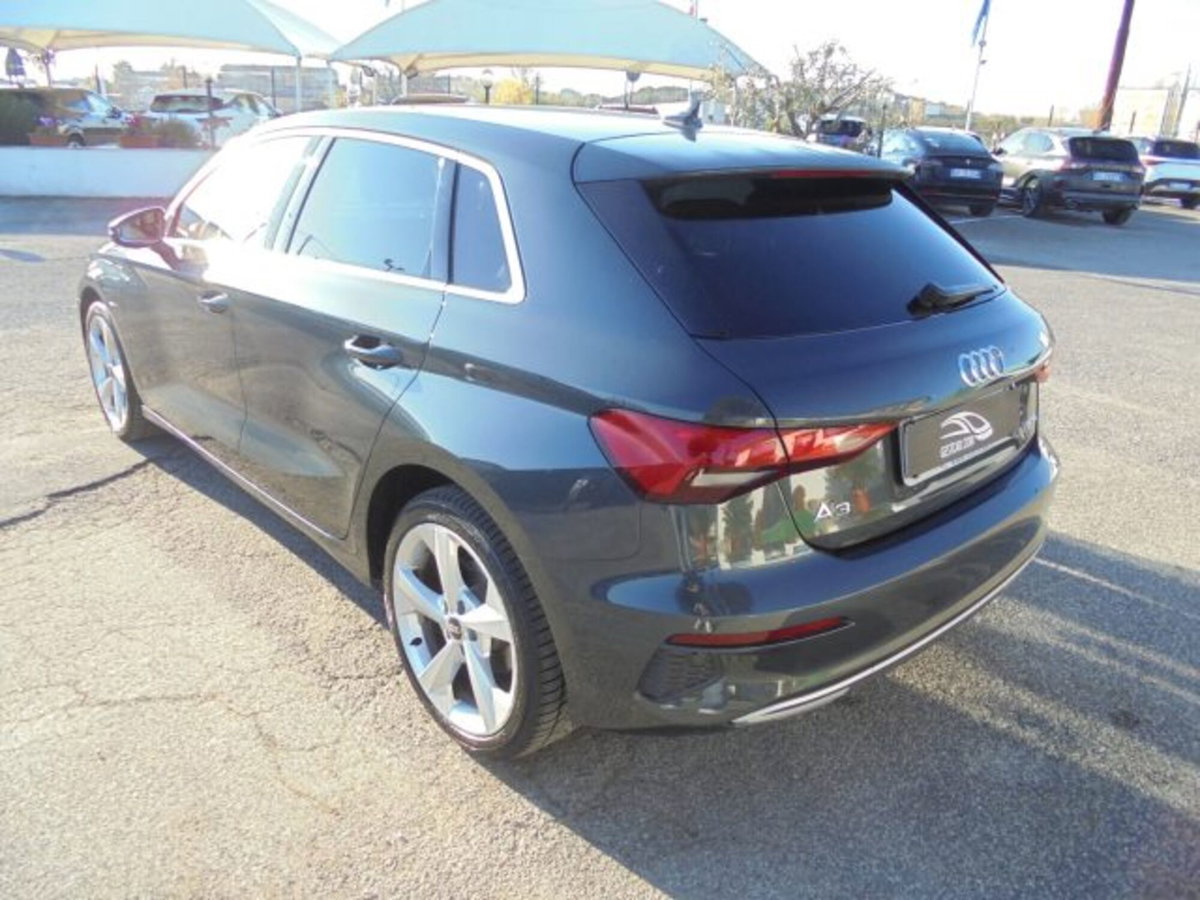Audi A3 Sportback 40 TFSI e S tronic Business Advanced (14)