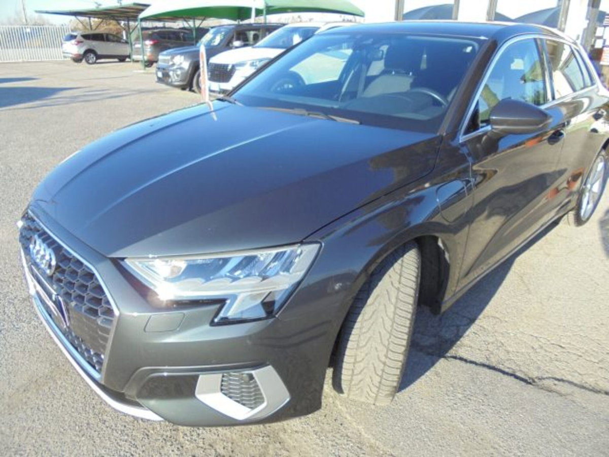 Audi A3 Sportback 40 TFSI e S tronic Business Advanced (5)