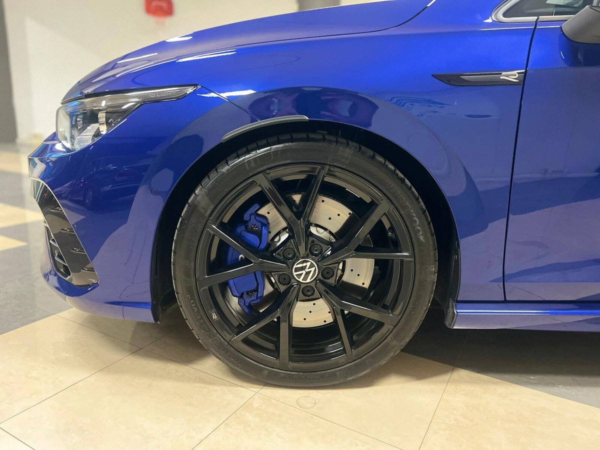 Volkswagen Golf 2.0 TSI R DSG 4Motion 20 years (11)