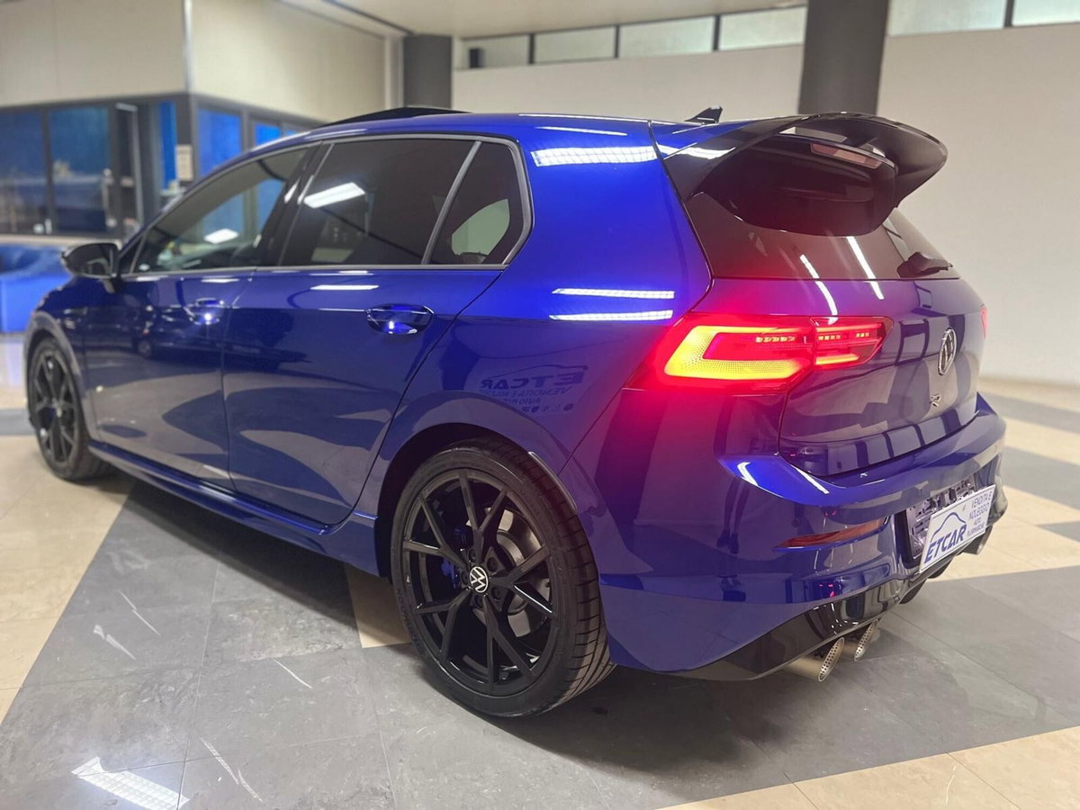 Volkswagen Golf 2.0 TSI R DSG 4Motion 20 years (7)