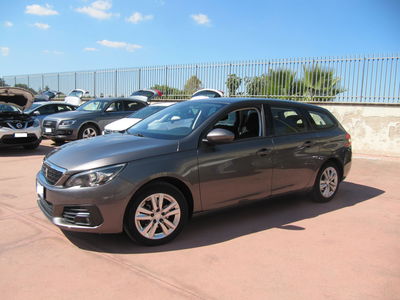 Peugeot 308 BlueHDi 130 S&S Allure usata