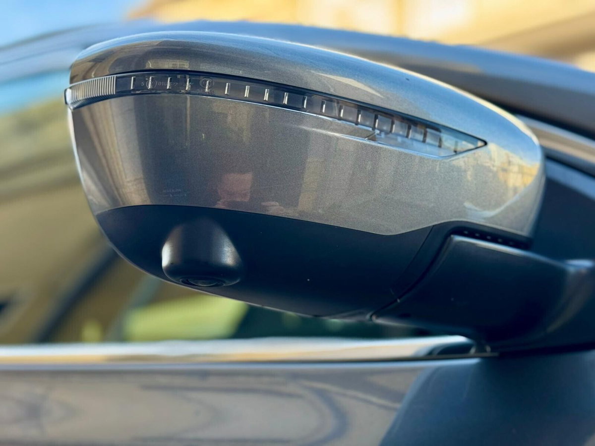 Nissan Qashqai 1.5 dCi 115 CV DCT N-Connecta (13)