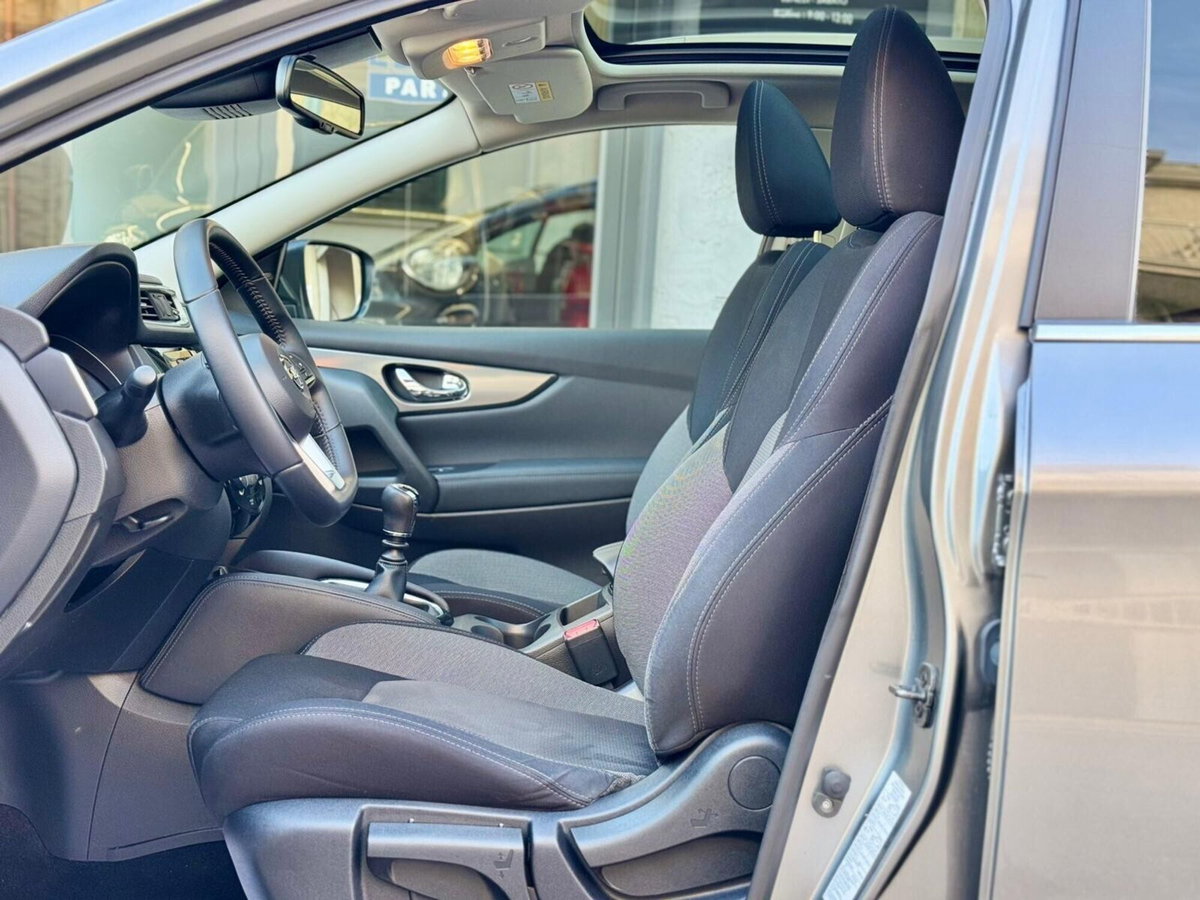 Nissan Qashqai 1.5 dCi 115 CV DCT N-Connecta (17)