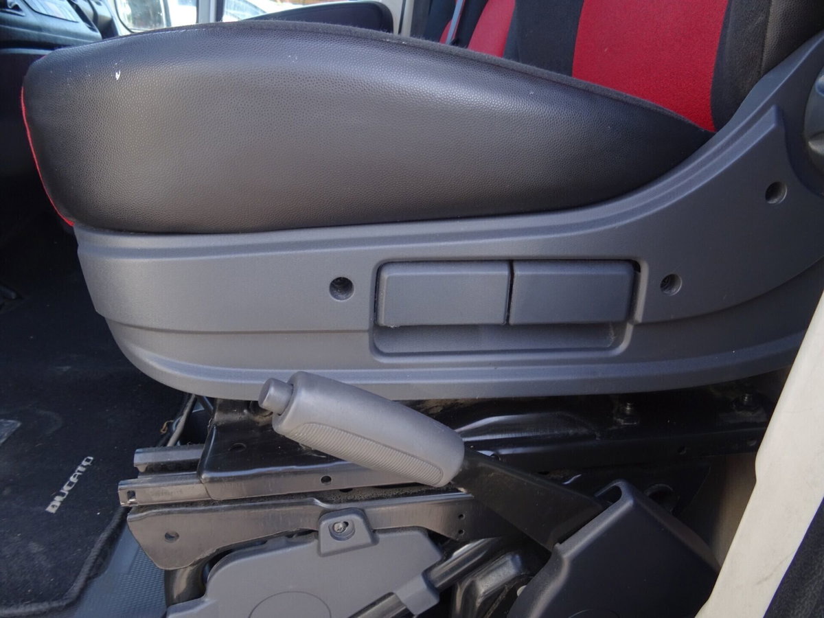 Fiat Ducato Furgone 35 2.3 MJT 130CV PM-TM Combi Maxi (18)