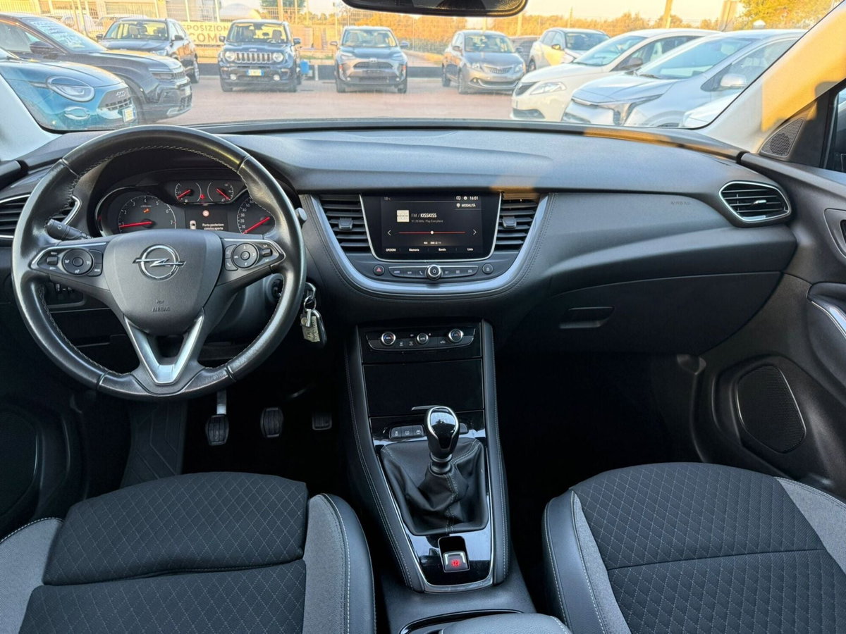 Opel Grandland X 1.5 diesel Ecotec Start&Stop Business (9)