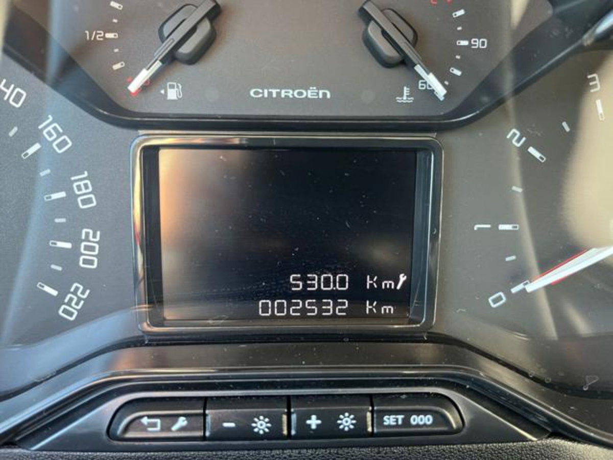 Citroen C3 1.2 puretech Plus s&s 83cv neopatentati (14)