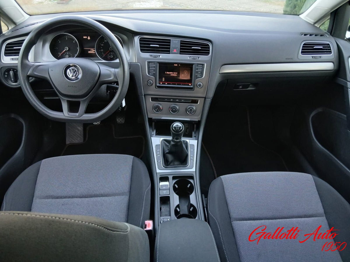 Volkswagen Golf 1.6 TDI 90 CV 5p. Trendline BlueMotion Technology (9)