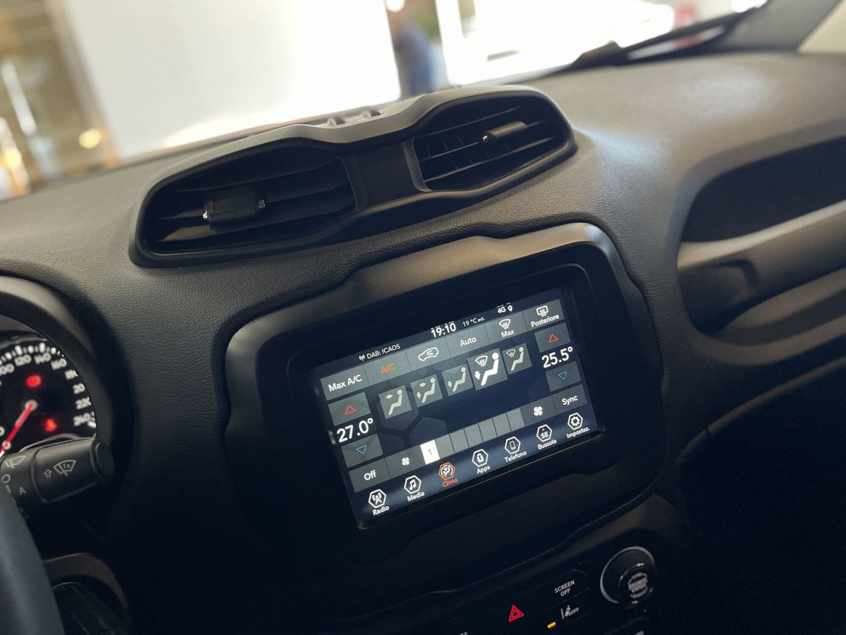 Jeep Renegade 1.0 T3 Limited (12)