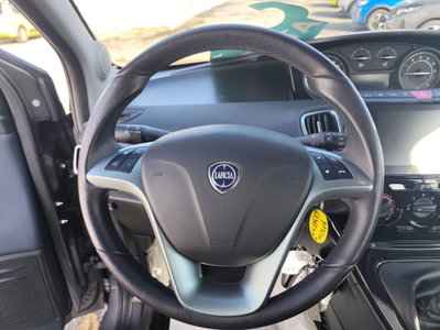 Lancia Ypsilon 1.0 FireFly 5 porte S&S Hybrid Gold Plus (10)