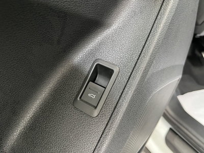 Audi Q3 Sportback 35 TDI quattro S tronic S line edition (13)