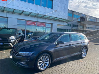 Volkswagen Passat Variant 2.0 TDI SCR EVO DSG Business usata