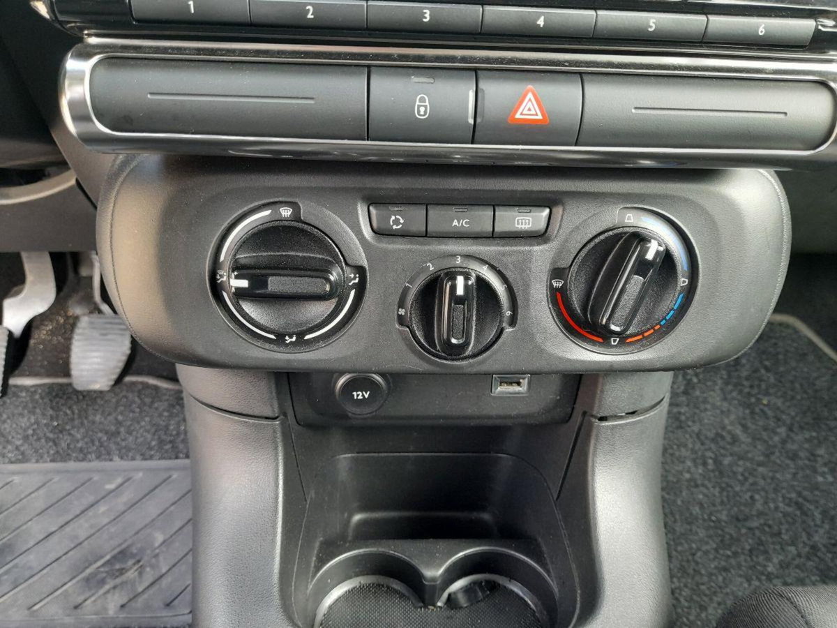 Citroen C3 BlueHDi 100 S&S Feel (12)