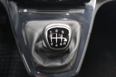 Lancia Ypsilon 1.0 FireFly 5 porte S&S Hybrid Gold Plus (14)
