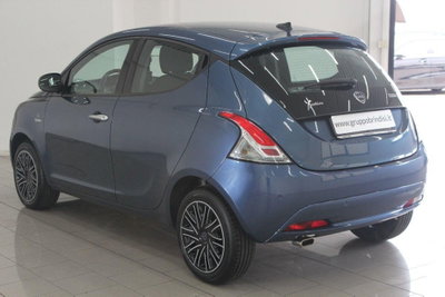 Lancia Ypsilon 1.0 FireFly 5 porte S&S Hybrid Gold Plus (6)