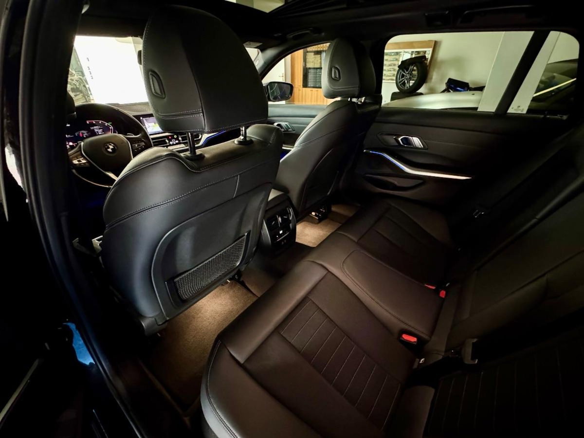 BMW Serie 3 Touring 320d xDrive  Sport (12)