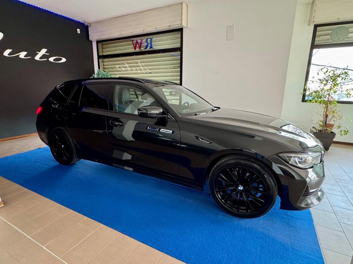 BMW Serie 3 Touring 320d xDrive  Sport (4)