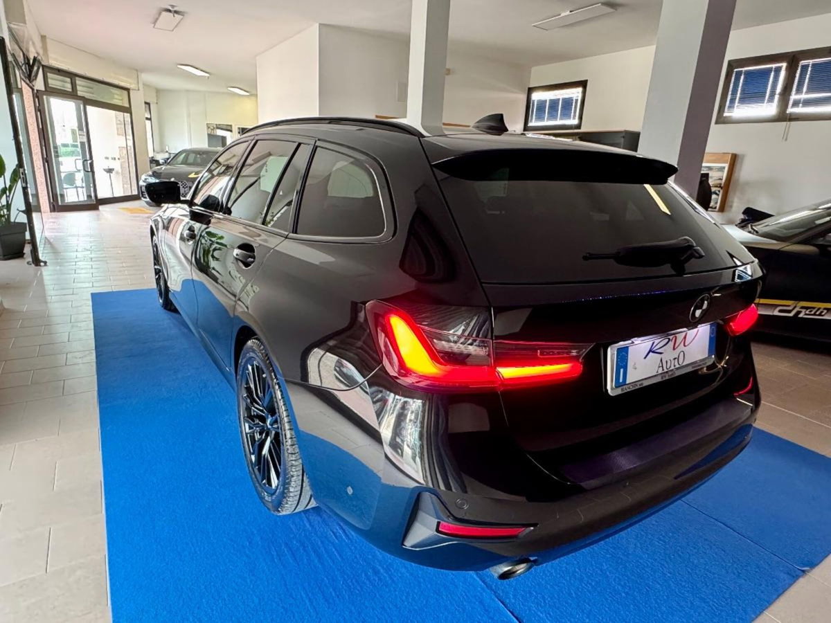 BMW Serie 3 Touring 320d xDrive  Sport (5)