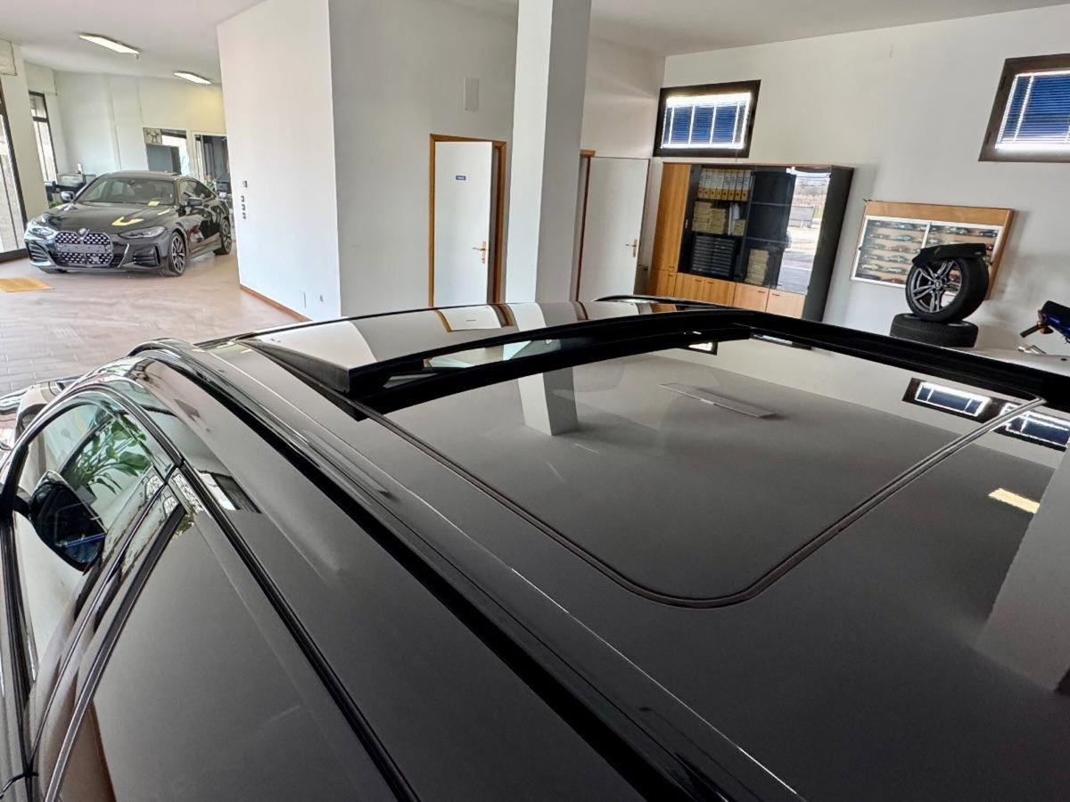BMW Serie 3 Touring 320d xDrive  Sport (8)