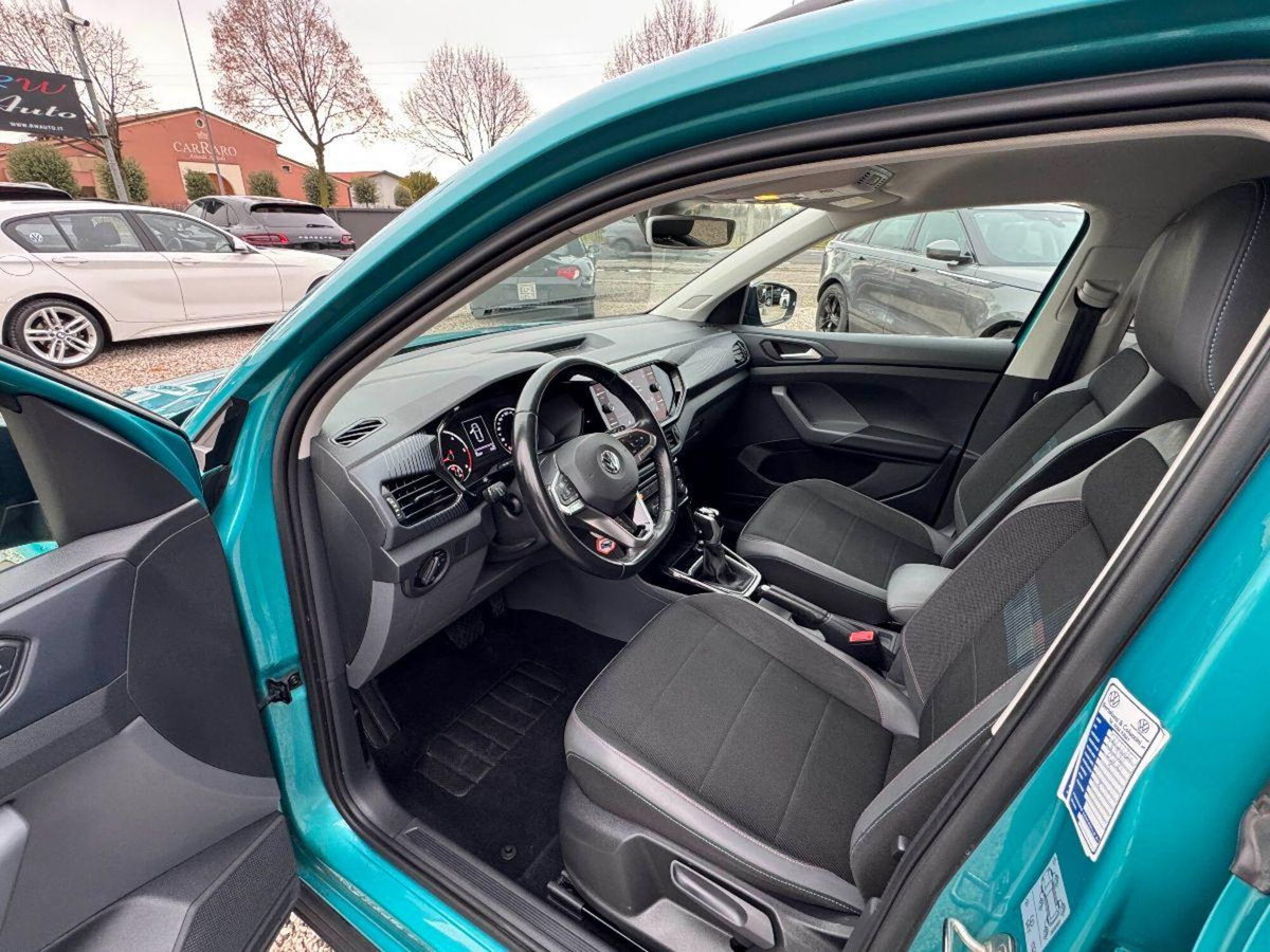 Volkswagen T-Cross 1.6 TDI DSG SCR Style BMT (12)