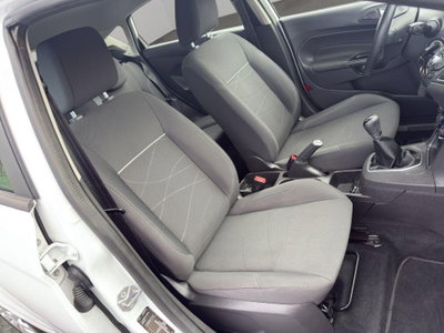 Ford Fiesta 1.5 TDCi 75CV 5 porte Black & White Edition (18)