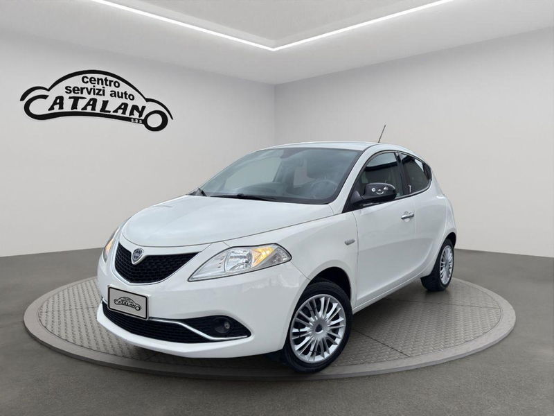 Lancia Ypsilon 1.2 69 CV 5 porte Platinum