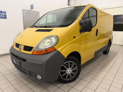 Renault Trafic Furgone 1.9 dCi/100 PC-TN Pass.Authent usato