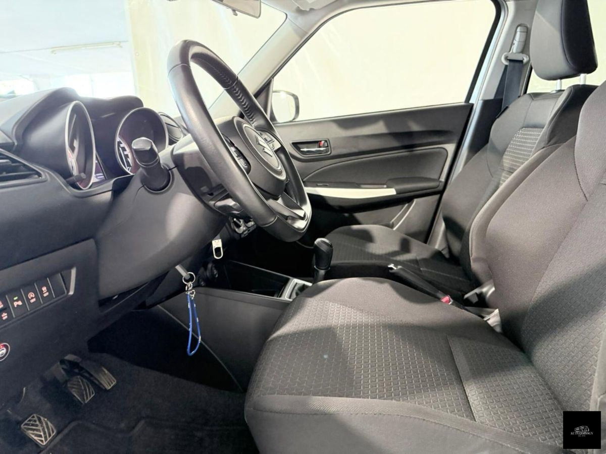 Suzuki Swift 1.2 Hybrid Easy Top (10)