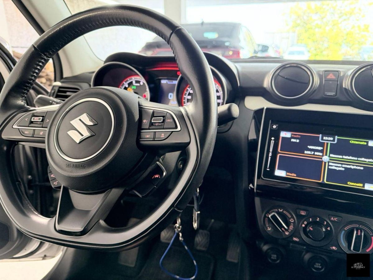 Suzuki Swift 1.2 Hybrid Easy Top (13)
