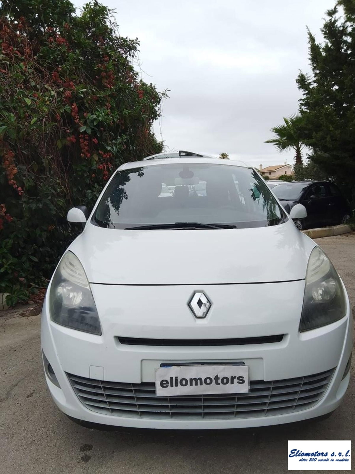 Renault Grand Kangoo dCi 110CV 7 posti (2)