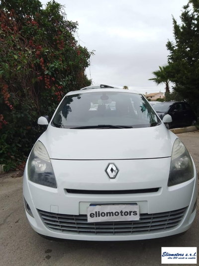 Renault Grand Kangoo dCi 110CV 7 posti (2)