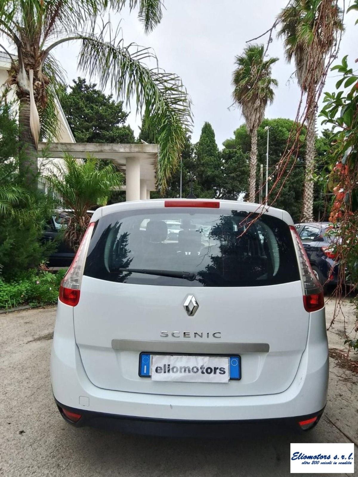 Renault Grand Kangoo dCi 110CV 7 posti (3)