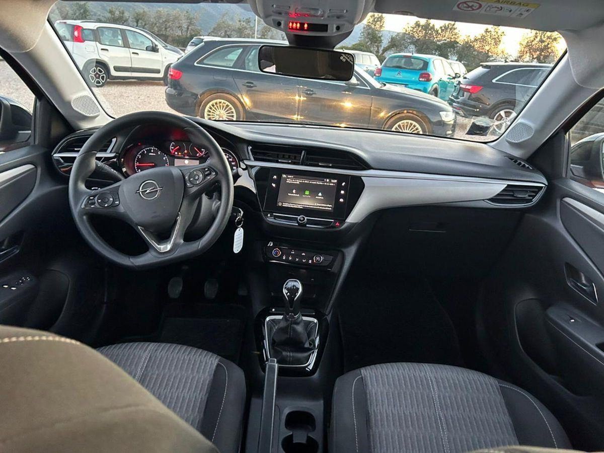 Opel Corsa 1.2 Edition (7)