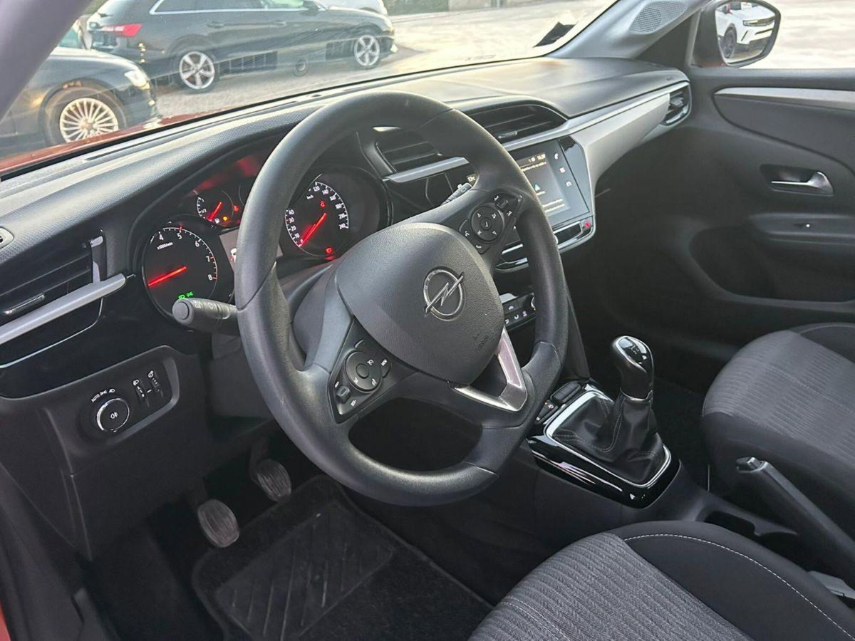 Opel Corsa 1.2 Edition (9)