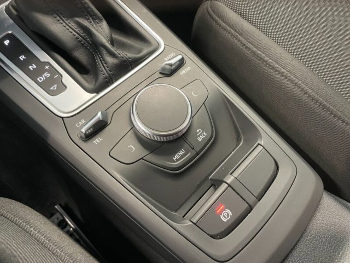 Audi Q2 Q2 30 TDI (6)