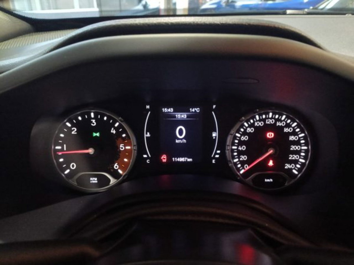 Jeep Renegade 2.0 Mjt 140CV 4WD Active Drive Longitude (14)