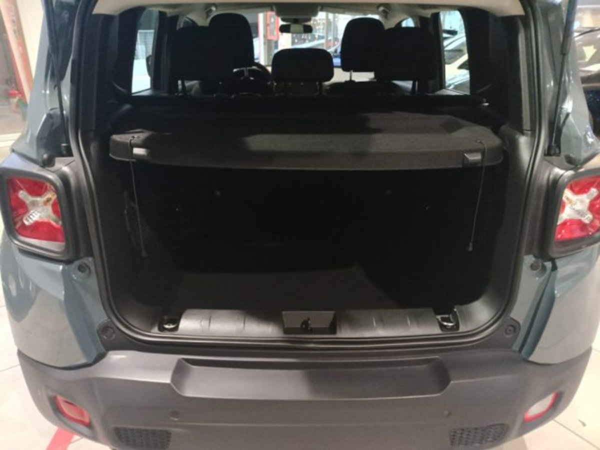 Jeep Renegade 2.0 Mjt 140CV 4WD Active Drive Longitude (17)