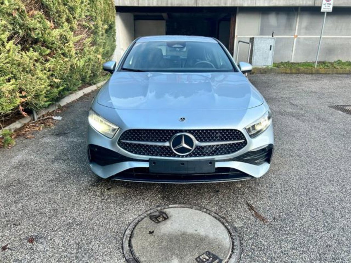 Mercedes-Benz Classe A 200 AMG Line Premium Plus auto (2)