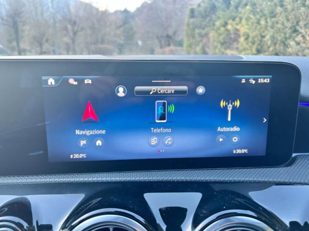 Mercedes-Benz Classe A 200 AMG Line Premium Plus auto (20)