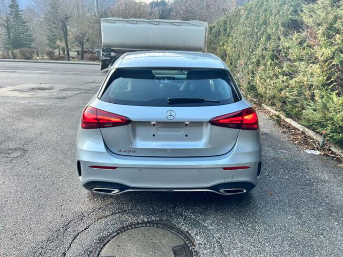 Mercedes-Benz Classe A 200 AMG Line Premium Plus auto (5)