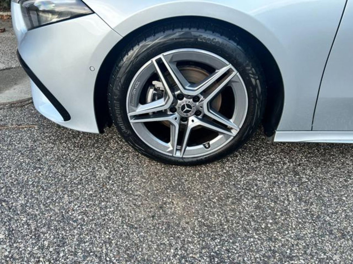 Mercedes-Benz Classe A 200 AMG Line Premium Plus auto (6)