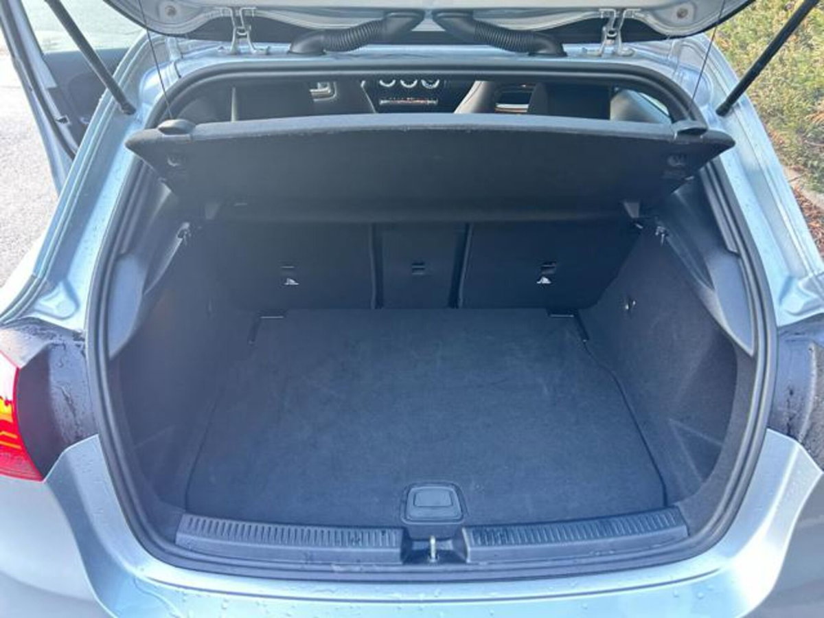 Mercedes-Benz Classe A 200 AMG Line Premium Plus auto (7)