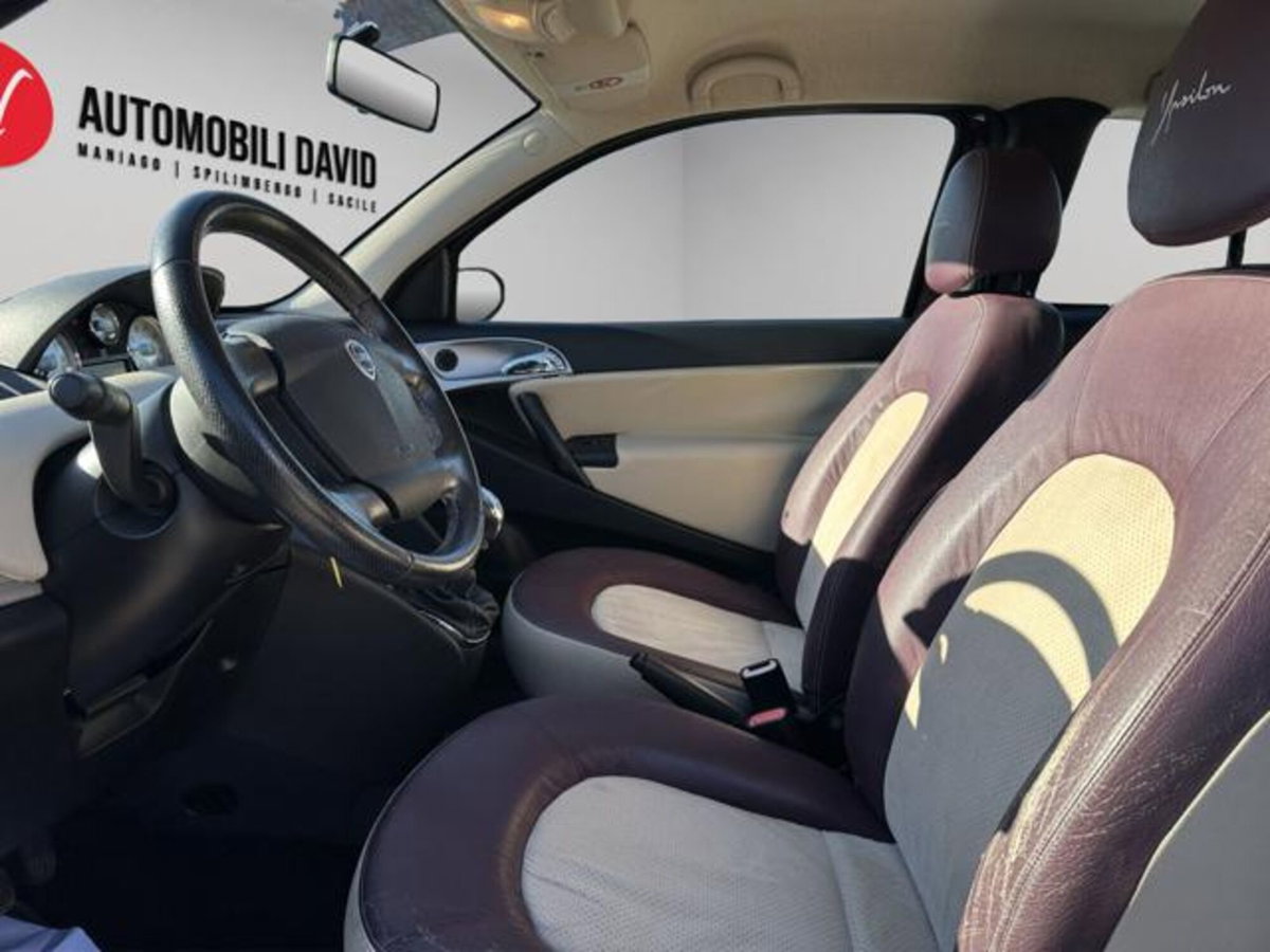 Lancia Ypsilon 1.4 Argento Ecochic GPL (7)