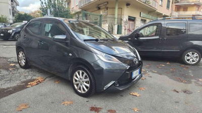 Toyota Aygo 1.0 VVT-i 69 CV 5 porte x-cool TSS usata