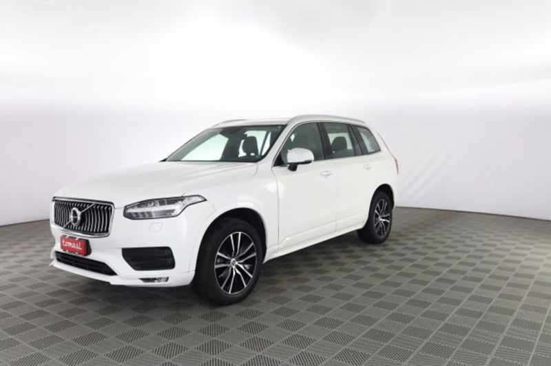 Volvo XC90 B5 (d) AWD Geartronic 7 posti Momentum Pro
