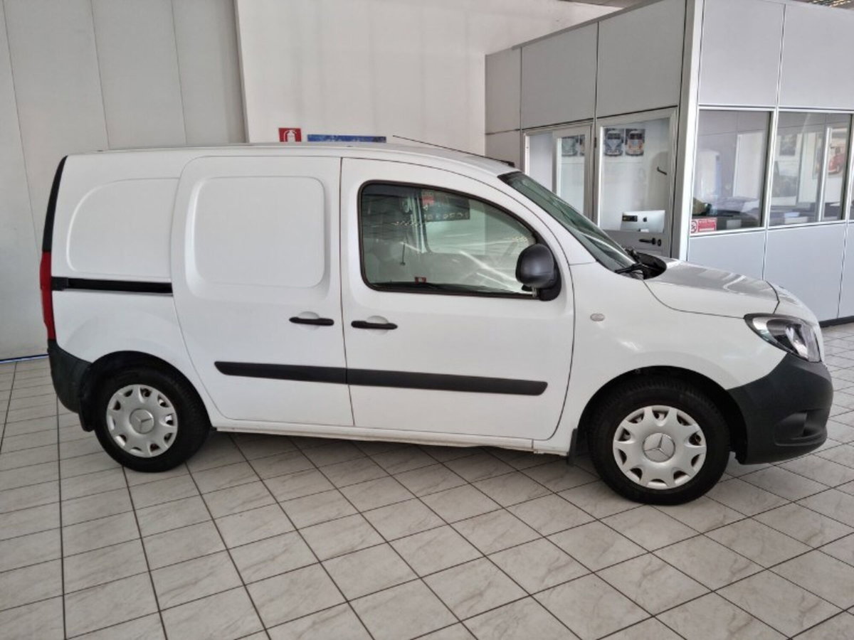 Mercedes-Benz Citan 1.5 111 CDI S&S Furgone Long (4)