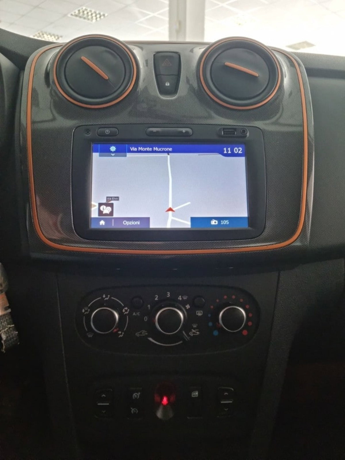 Dacia Sandero 1.5 dCi 8V 90CV S&S Serie Speciale Brave (11)