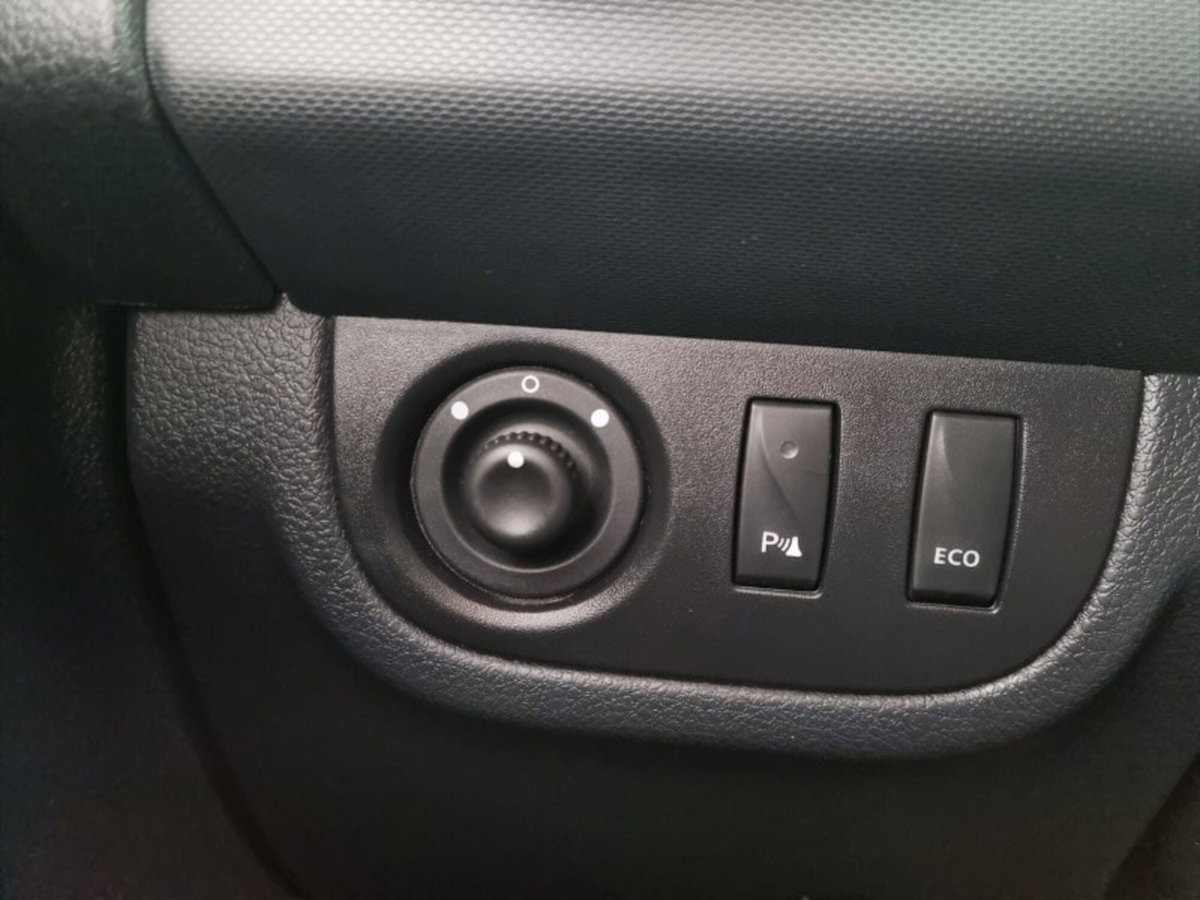 Dacia Sandero 1.5 dCi 8V 90CV S&S Serie Speciale Brave (13)