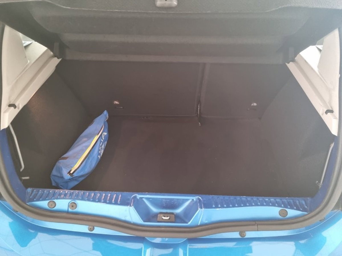 Dacia Sandero 1.5 dCi 8V 90CV S&S Serie Speciale Brave (17)